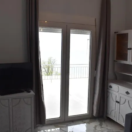 شقة Thea In Nea Kallikratia